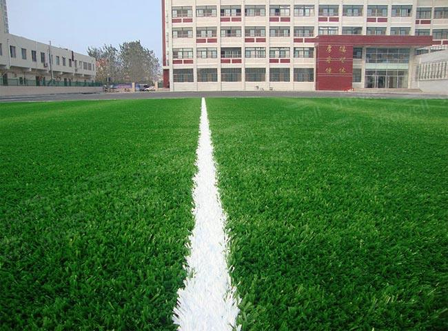 小学操场运动草坪铺装案例(绵阳，襄樊市)